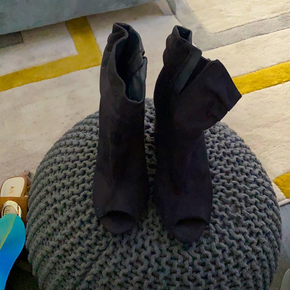 Barely worn